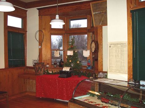 Inside Vicksburg Depot